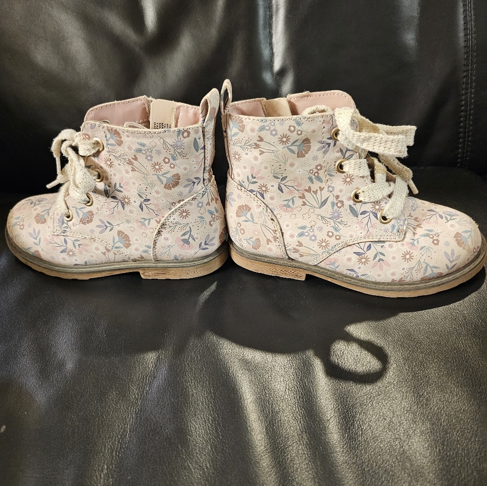 Cat and Jack's Girls Pink Floral Boots size 10 - Picture 5 of 12